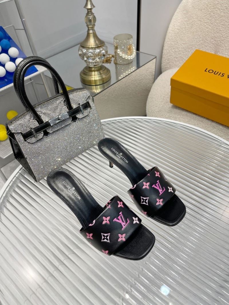 Louis Vuitton Slippers